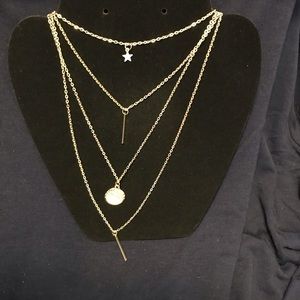 Multi-layered Gold Simple Pendant Necklace